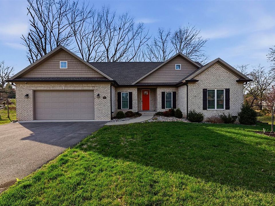 1st image of 314 Oakridge Ln