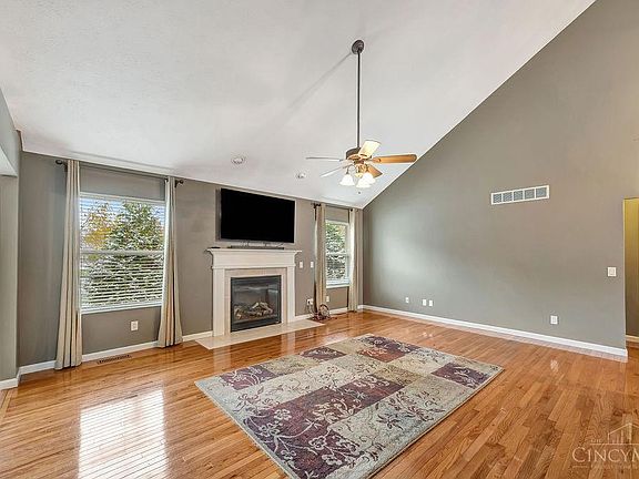 5th image of 460 Marsh Dr