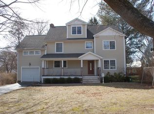 12 Clifford St, Trumbull, CT 06611