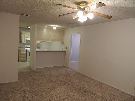 2nd image of 4807 Country Club Dr
