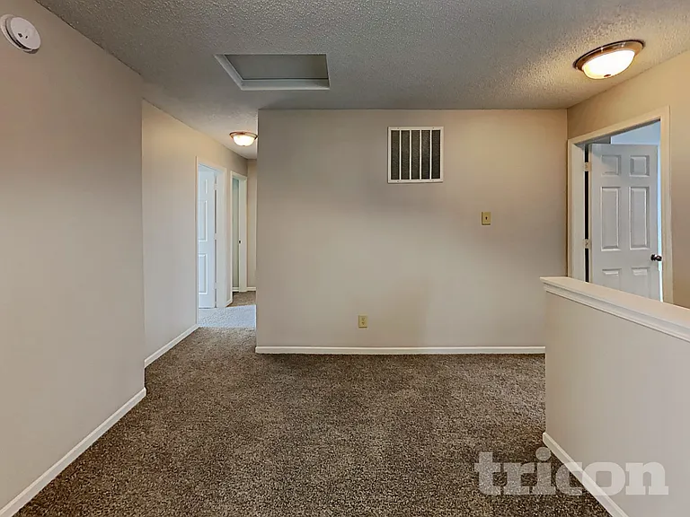 8007 States Bend Dr — Photo 13