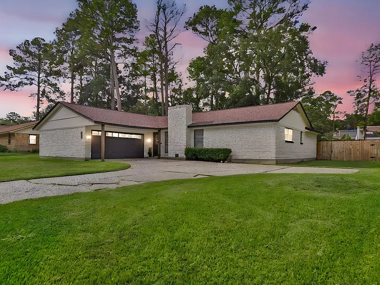 212 Normal Park Dr — Photo 6