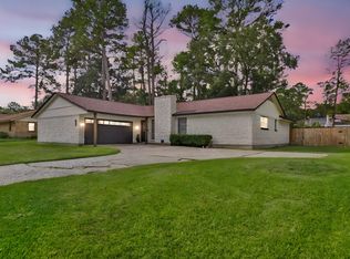 212 Normal Park Dr, Huntsville, TX 77320
