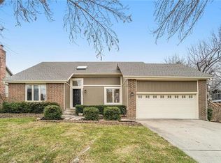 12906 W 116th St, Overland Park, KS 66210