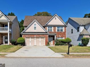 702 Lynnfield Dr, Lawrenceville, GA 30045