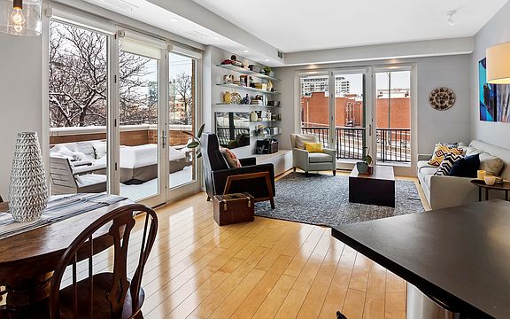 4th image of 544 N Milwaukee Ave APT 203