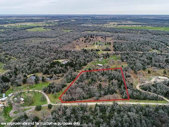 4th image of 570 Moss Oak Dr