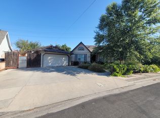 437 Enslen Park Ct, Modesto, CA 95354