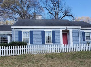 2 Glenwood Cir, Vicksburg, MS 39180
