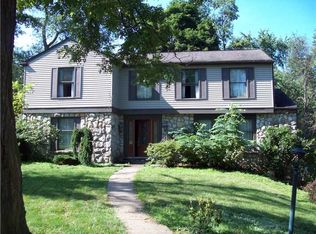 151 Carol Dr, Mcmurray, PA 15317