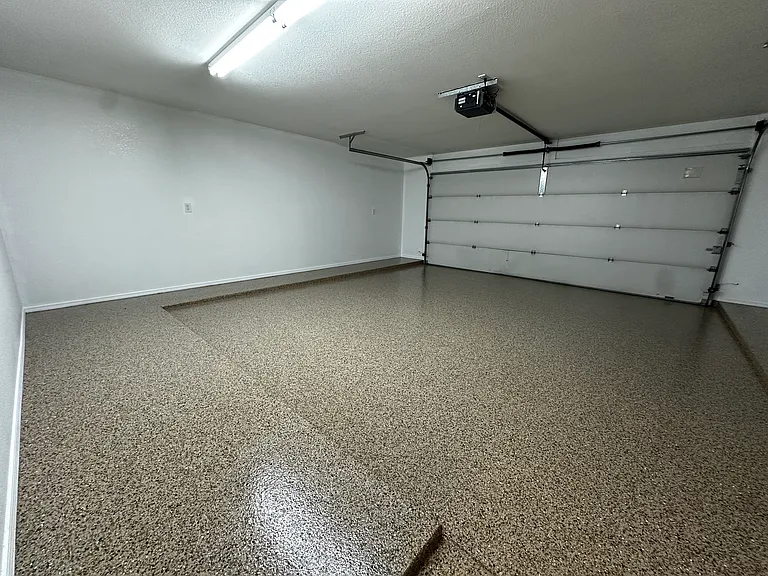 327 E Mescalero Rd — Photo 19