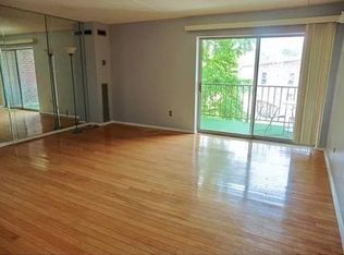 50 Broadlawn Park #41, Chestnut Hill, MA 02467