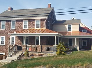 110 Hahnstown Rd, Ephrata, PA 17522