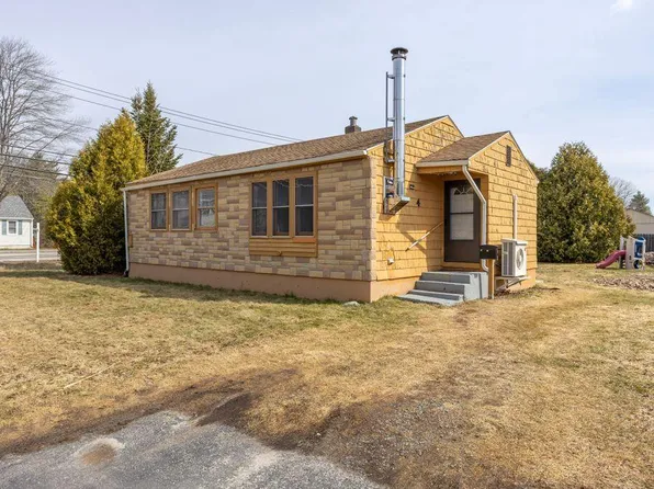 4 Longfellow Drive, Westbrook, ME 04092