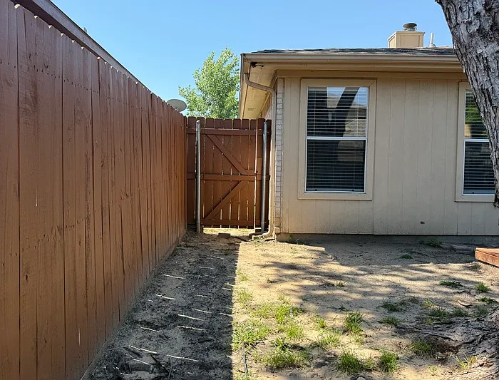 10239 Blackjack Oaks Dr — Photo 24