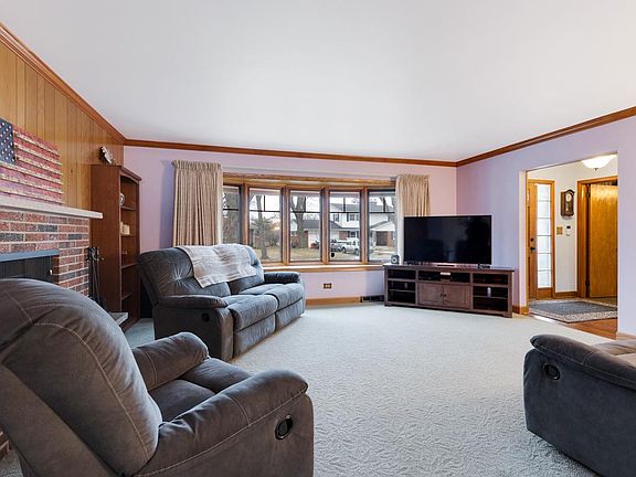 5th image of 149 Pauline Dr