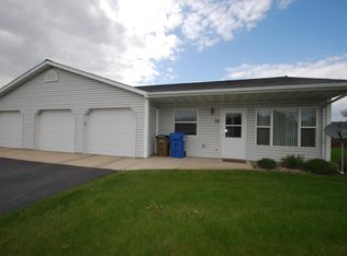 515 Samara Ave APT 5, Volga, SD 57071