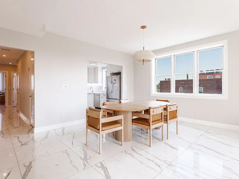 543 Brooklyn Ave #PENTHOUSE — Photo 5