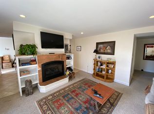 423 Purgatory Rd #32, Middletown, RI 02842