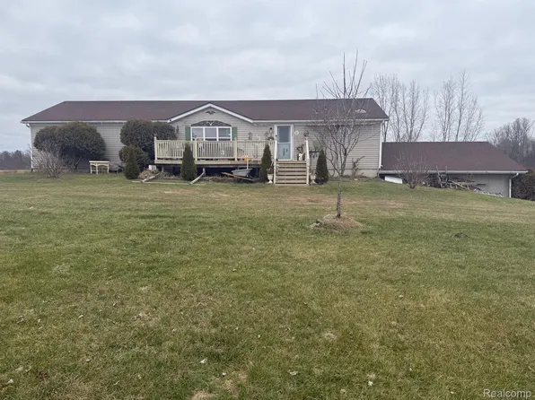 2713 Johnson Mill Rd, North Branch, MI 48461