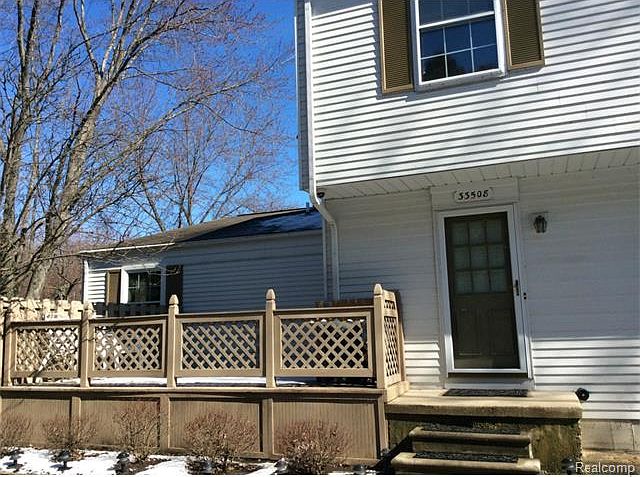 2nd image of 33508 Bayview Dr