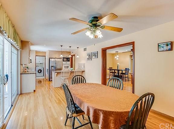 5th image of 1022 Whitman Ave