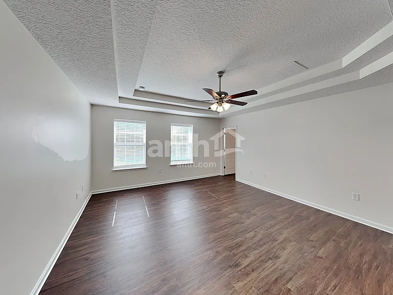 2433 Adams Lake Blvd — Photo 13