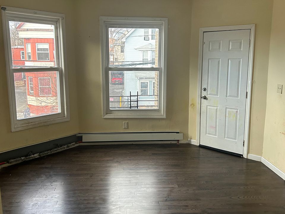1st image of 266 S 6th St Floor 2