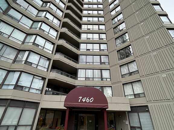 2nd image of 7460 W Bathurst St #201