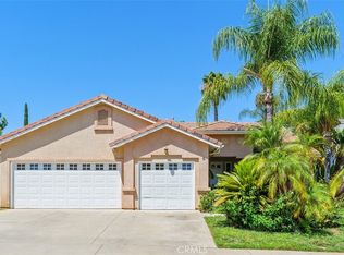 6 Corte Rivera, Lake Elsinore, CA 92532
