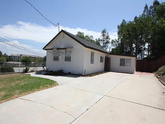 2nd image of 11908 Hudden St