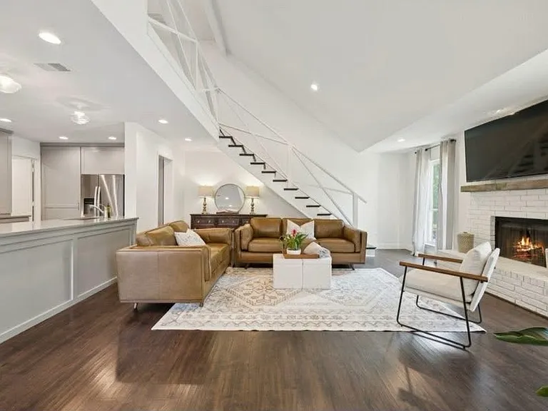 9346 Highedge Cir — Photo 3