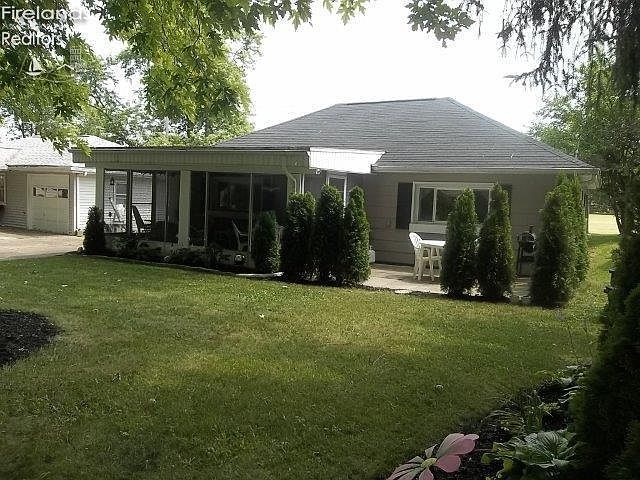 1st image of 553 N John St