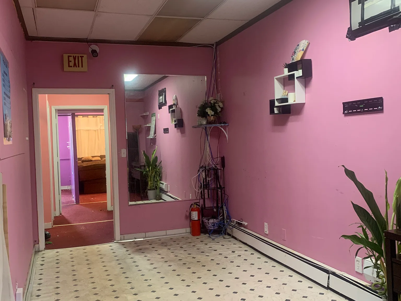 3 bed, 1100 sqft, $3,000 — Photo 1