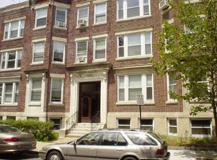 21 Gibbs St APT 2, Brookline, MA 02446