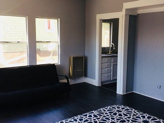 2nd image of 546 W 15th St APT 02