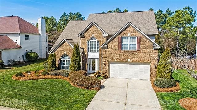1st image of 8214 Lynnewood Glen Dr