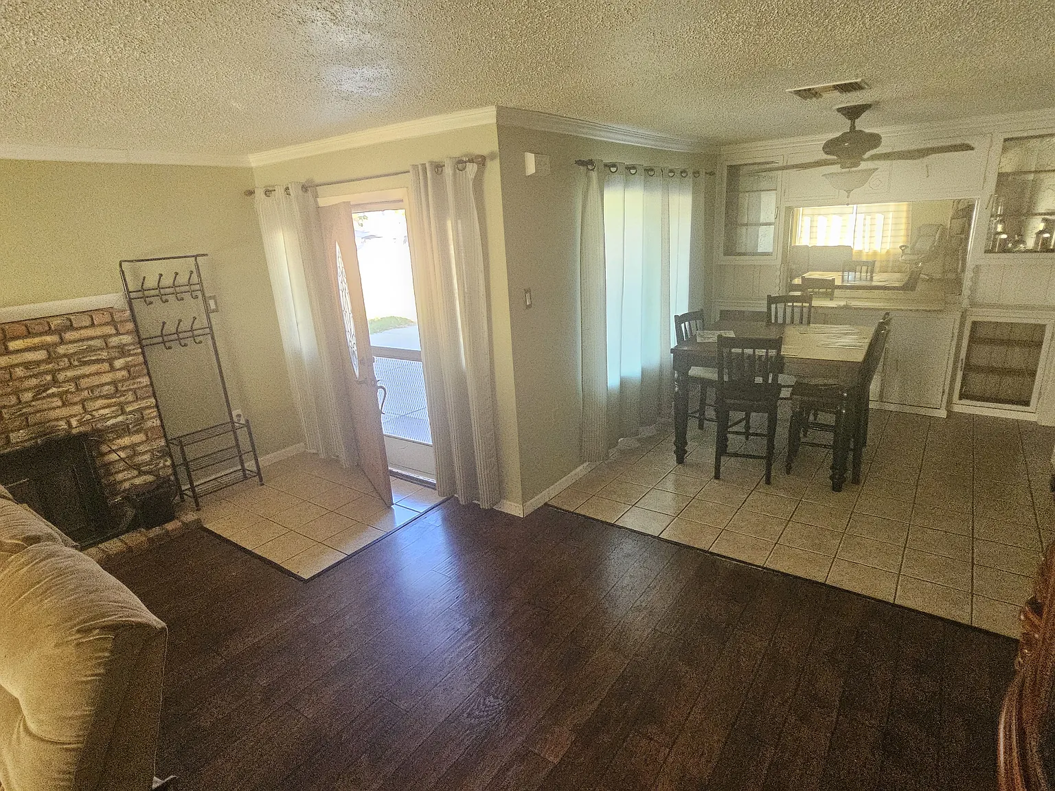 3 bed, 1650 sqft, $1,525 — Photo 4