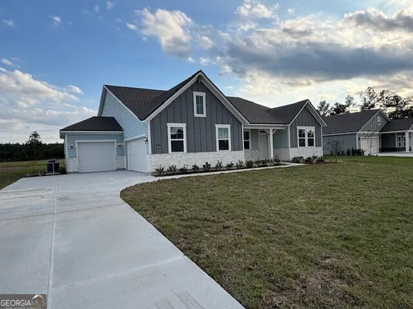 223 Park View Ln, Kingsland, GA 31548
