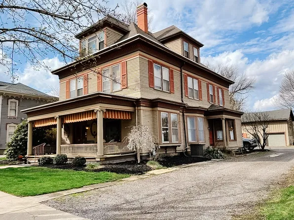 1322 Elk St, Franklin, PA 16323