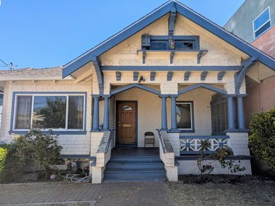 (Undisclosed Address), Oakland, CA, 94601