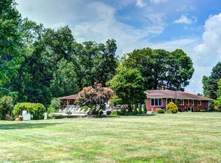 8881 Haddix Rd, Fairborn, OH 45324