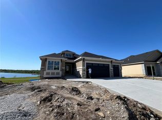 1628 Hanover Ln, Raymore, MO 64083