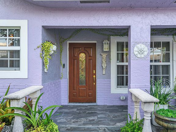 5th image of 1900 SW 87th Avenue