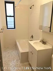 Rented by Living New York