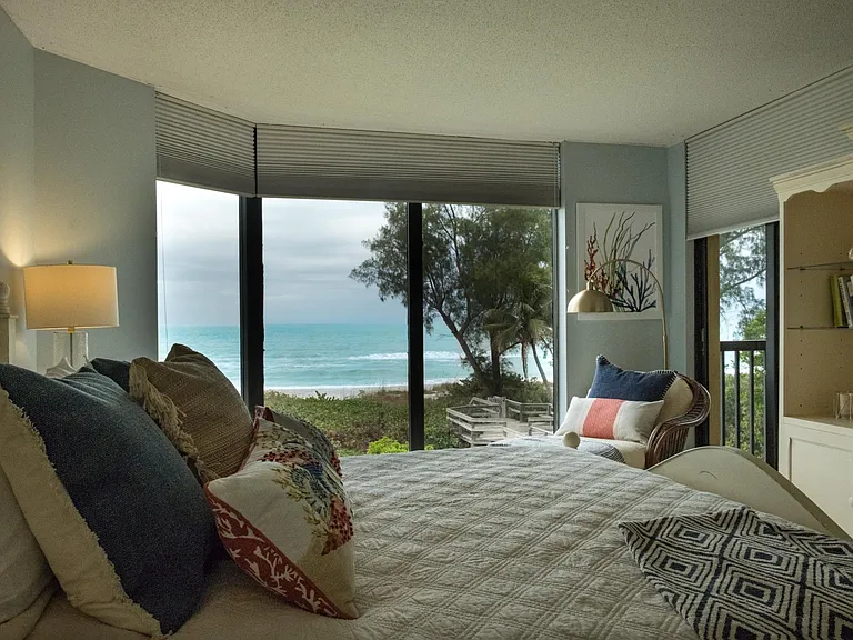 5611 Gulf Of Mexico Dr #202 — Photo 9