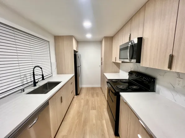 6722 S Monroe St #B, Tacoma, WA 98409