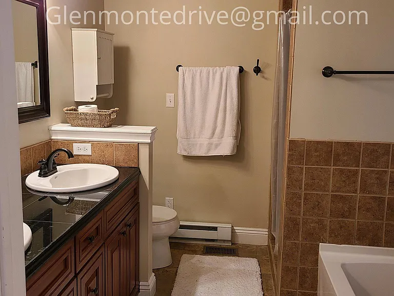 543 Glenmonte Dr — Photo 3
