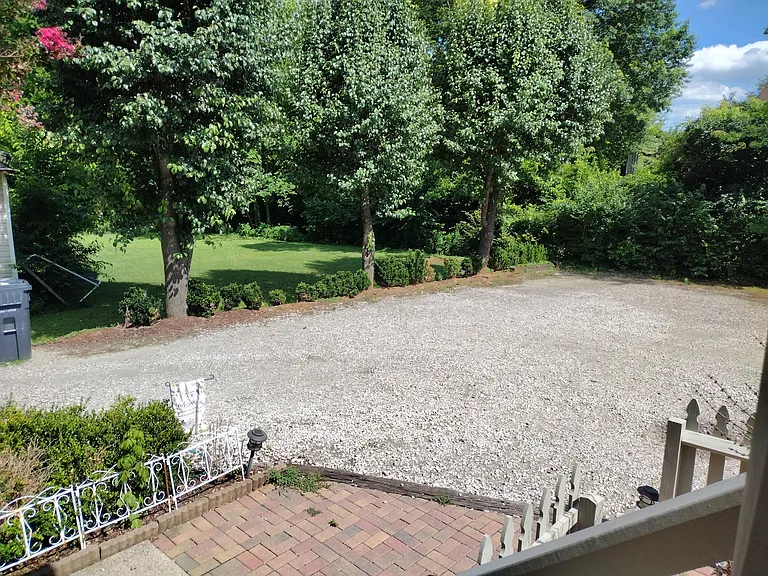 2328 Cedar Ln #B — Photo 41