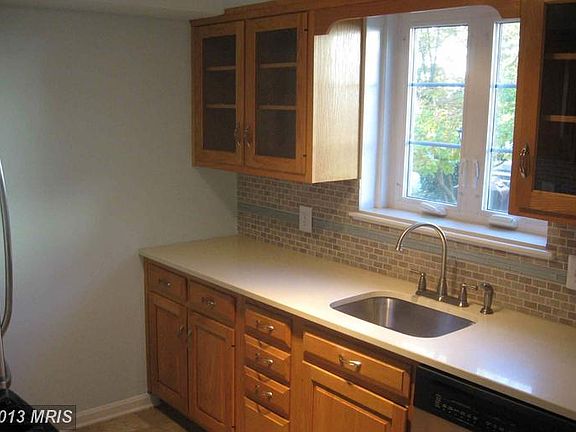 3rd image of 9842 Hollow Glen Pl #2548A